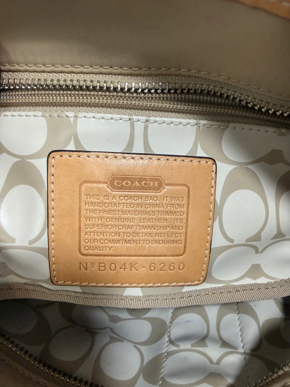Coach Hamptons Mini Weekend Tote Bag Style 6260 Y2K Vintage with Daisy Charm - Picture 4 of 10